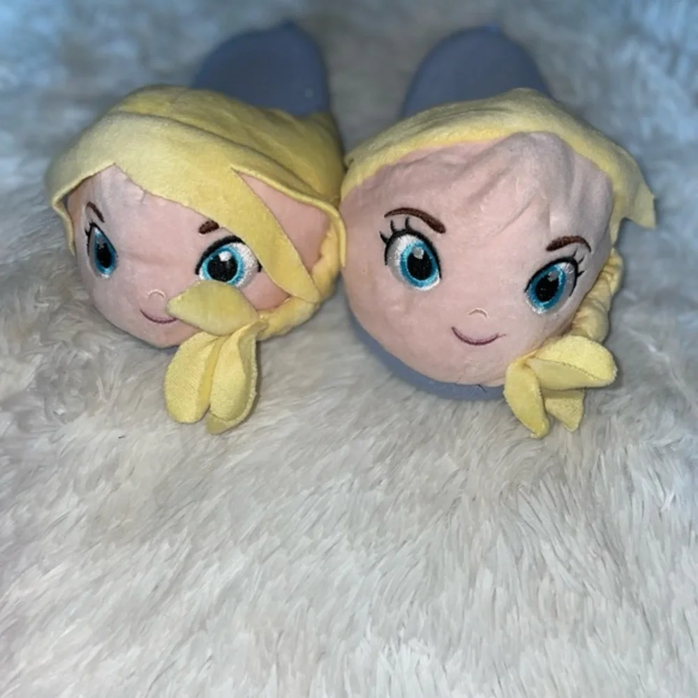Disney Frozen Elsa Plush 3D Character Slippers little girl size 3 Jhouse shoes
